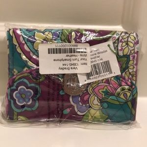 Vera Bradley Smartphone Wristlet: Print Heather